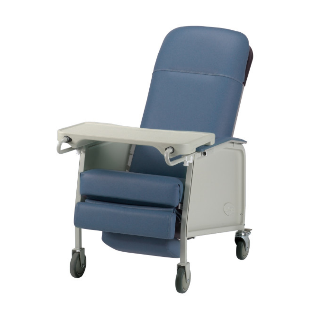 Invacare Traditional Three-Position Clinical Geri Recliner - Senior.com Clinical Chairs